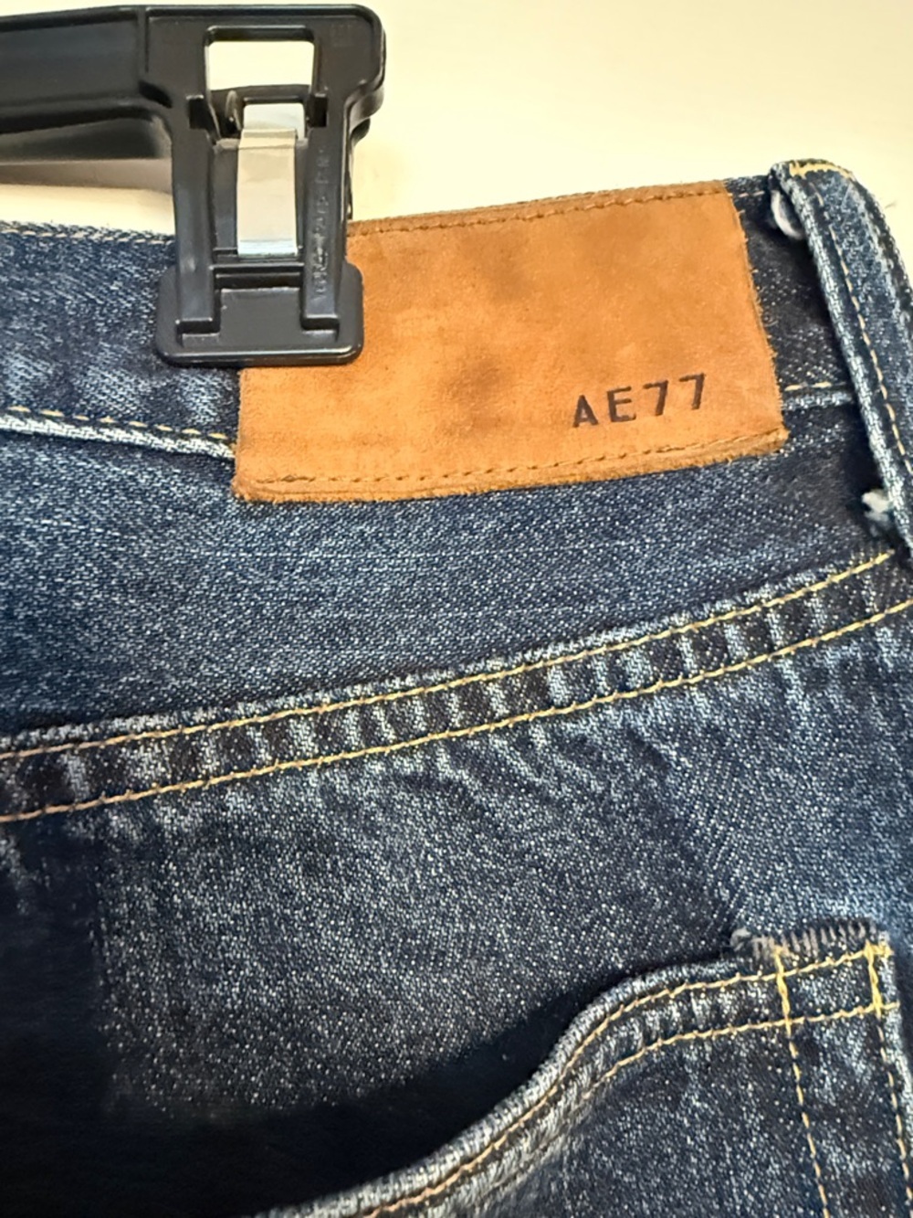 AE77 Women’s Dark Blue Straight-Leg Jeans size 31 - Picture 10 of 10